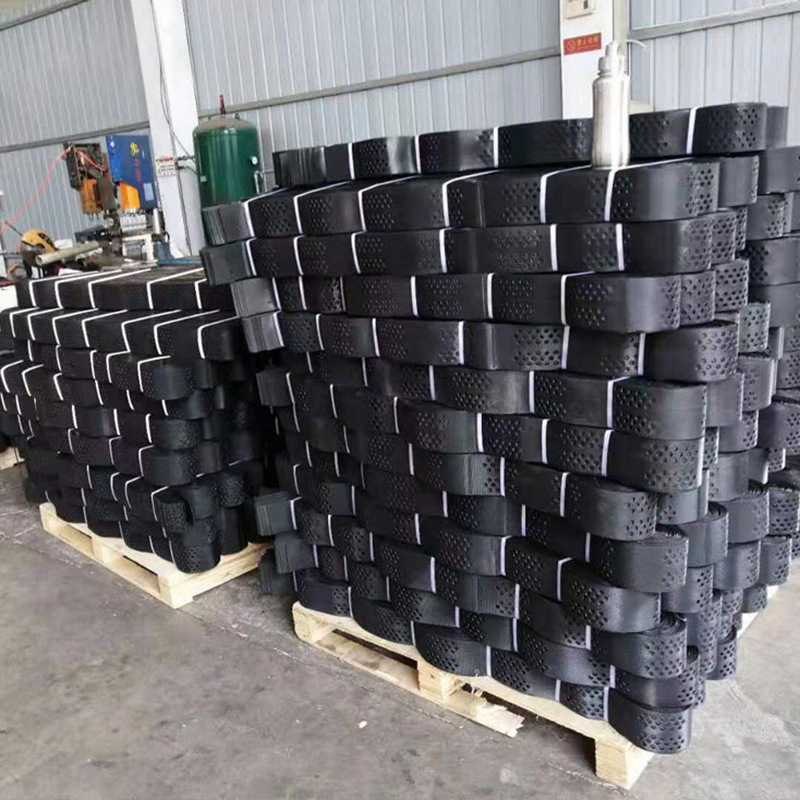 1735953405136114.jpg 1735953405136114.jpg